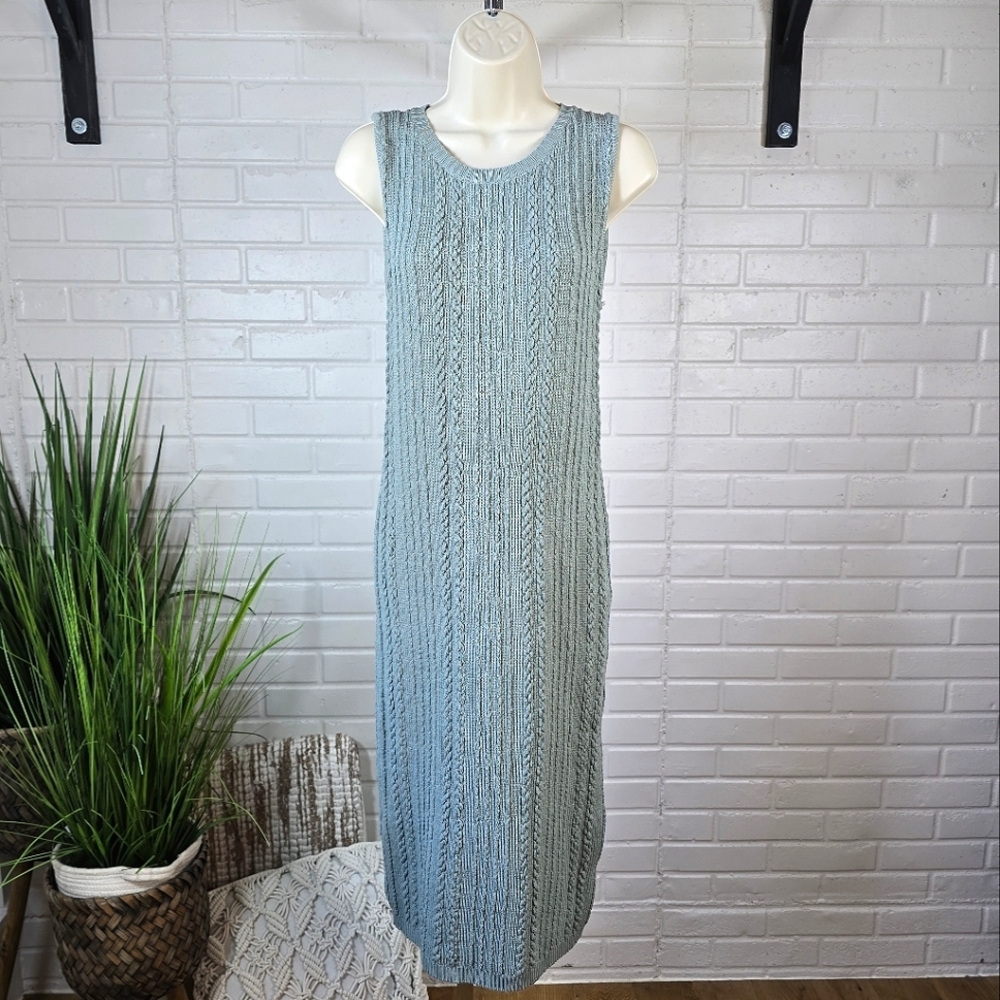 Hem and Thread Sage Green Sleeveless Ribbed Knit Midi Dress Size Medium